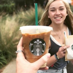 Meet your Posher, Kelbie